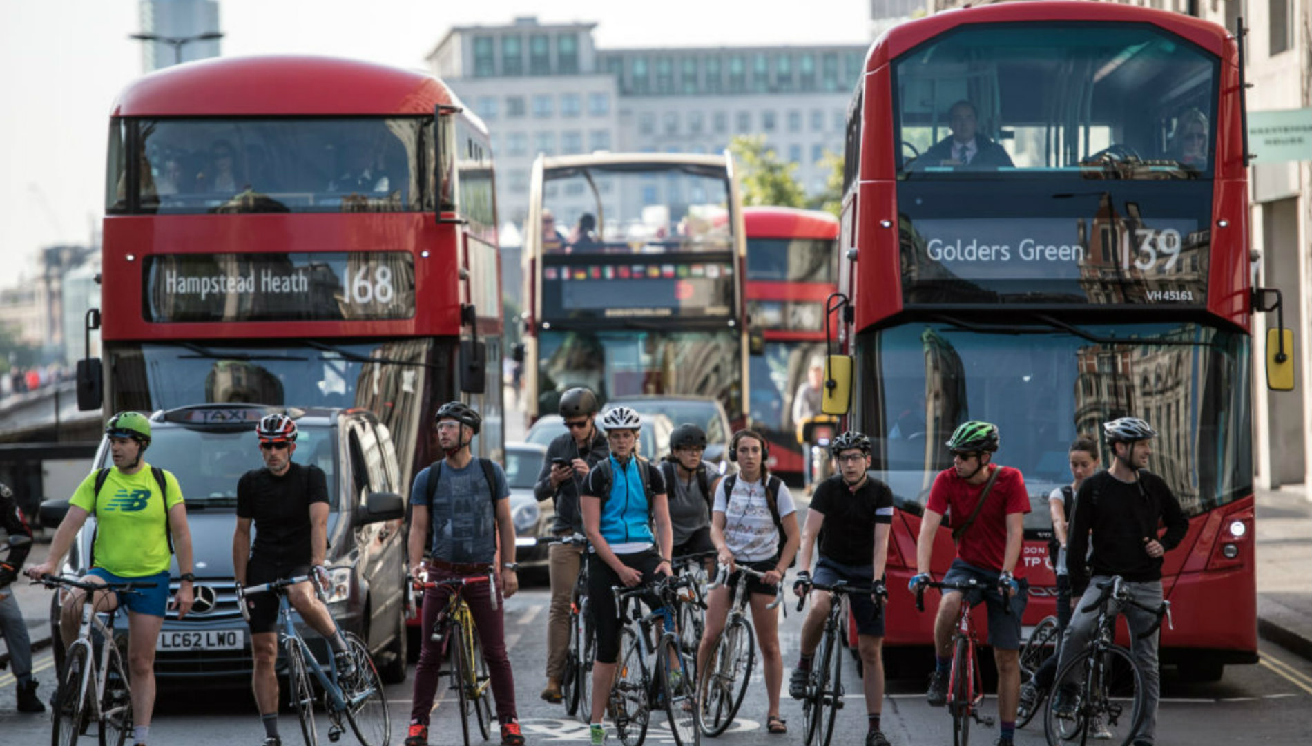 Advanced Stop Lines CarCliq